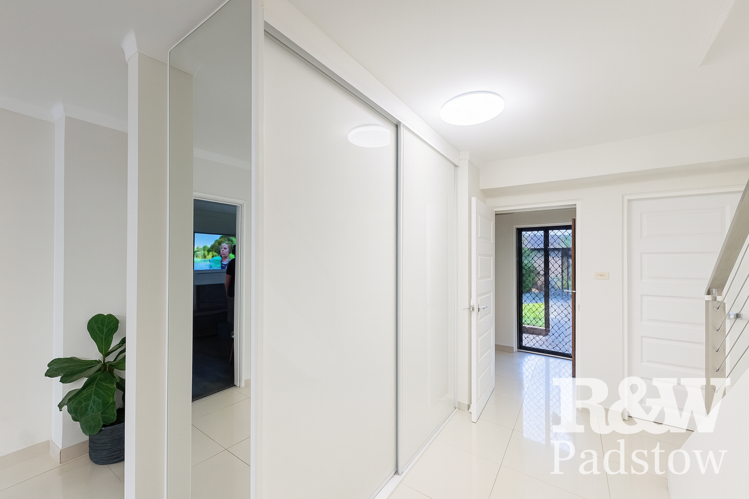 15 Hillcrest Avenue Moorebank