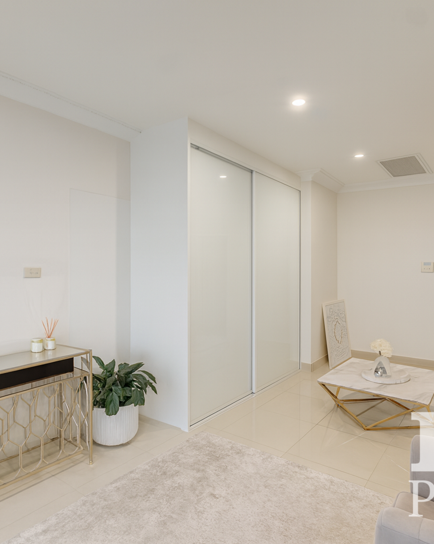 15 Hillcrest Avenue Moorebank, Moorebank - Thumbnail 7