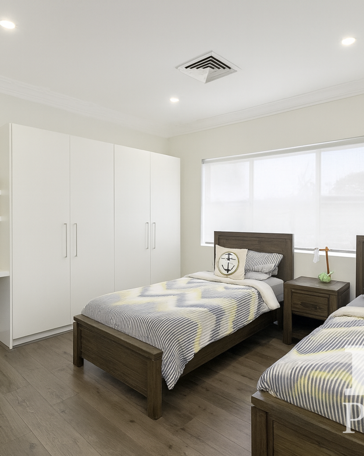 15 Hillcrest Avenue Moorebank, Moorebank - Thumbnail 8