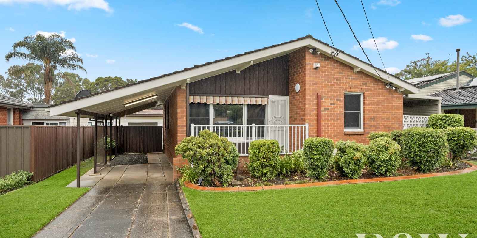 19 Melanesia Avenue Lethbridge Park