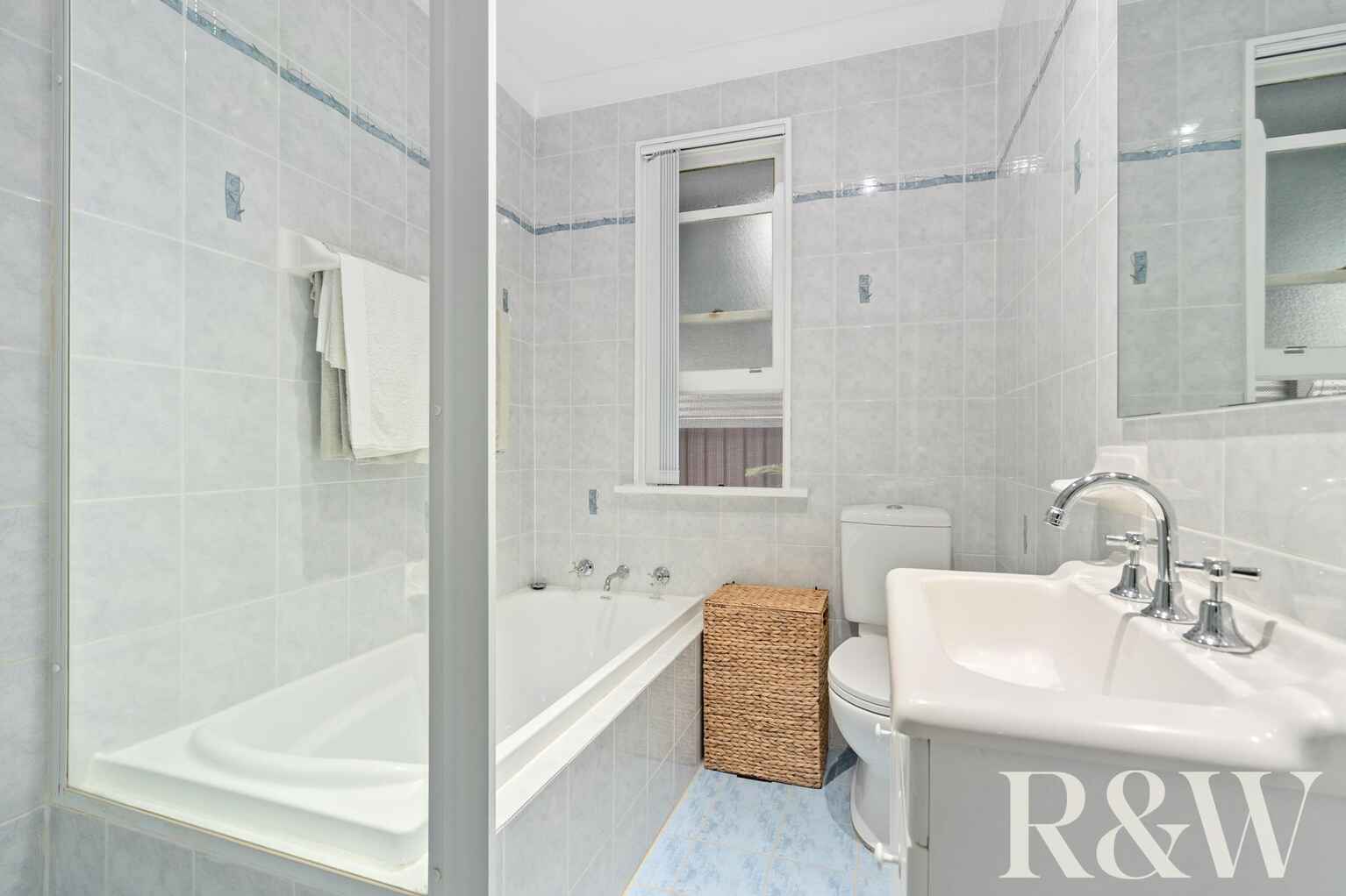 19 Melanesia Avenue Lethbridge Park