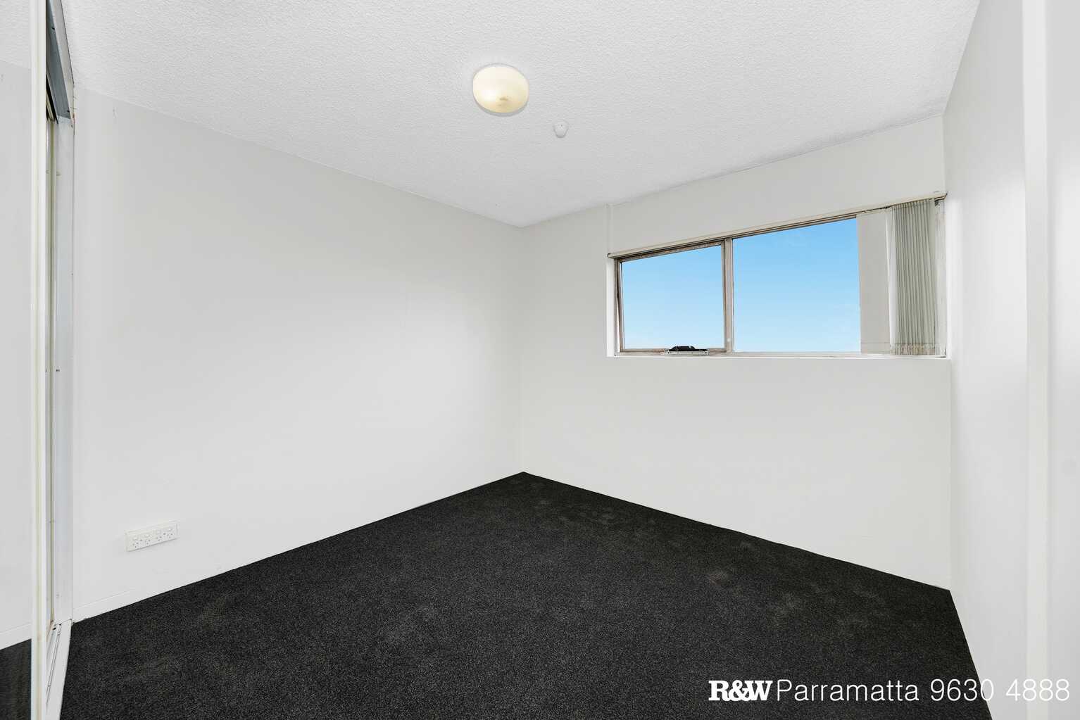 12H/15 Campbell Street Parramatta