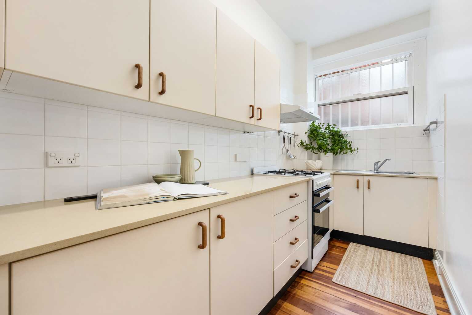 2/1 Silva Street Tamarama