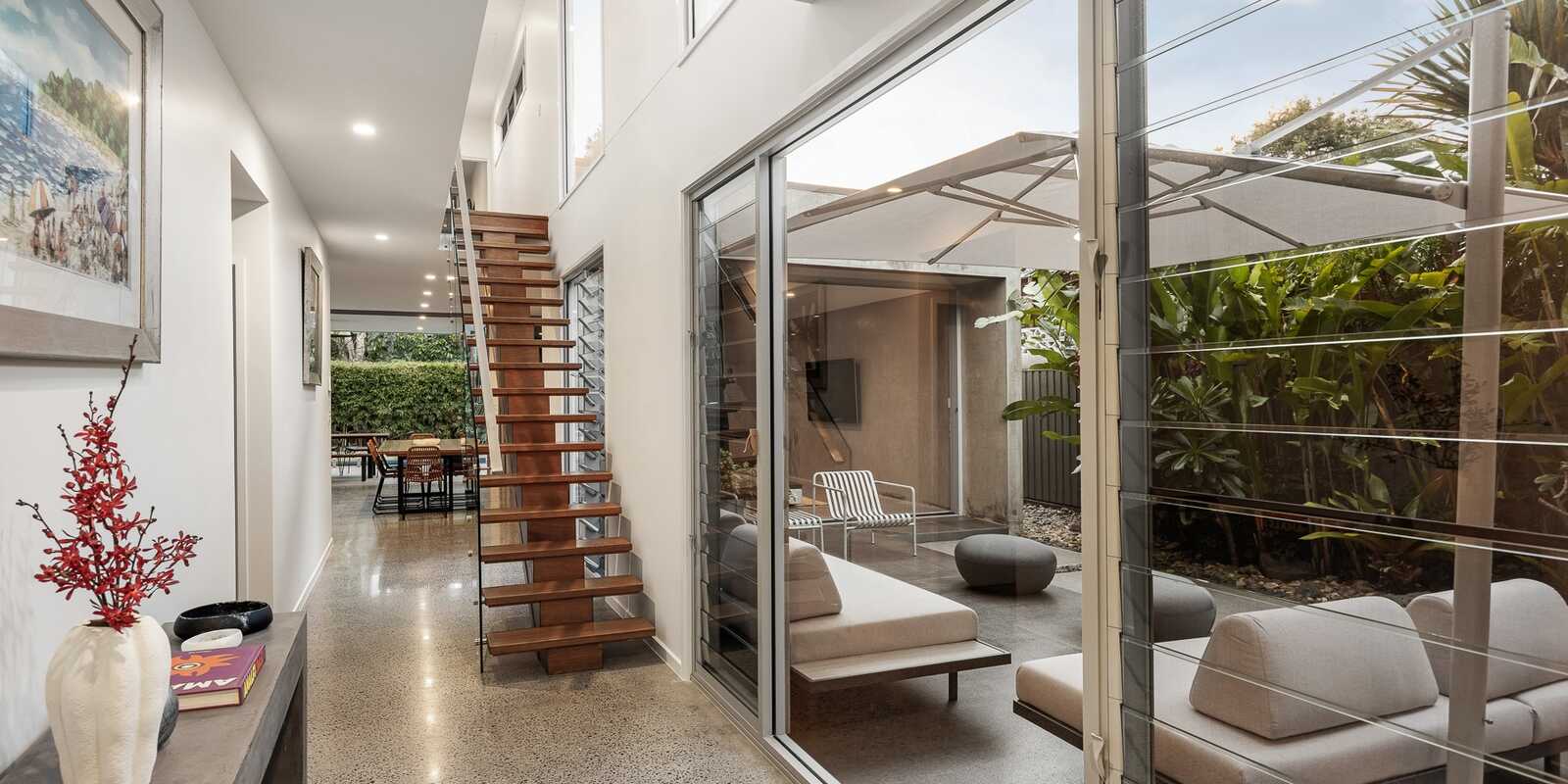 3 Warragah Parade Yaroomba