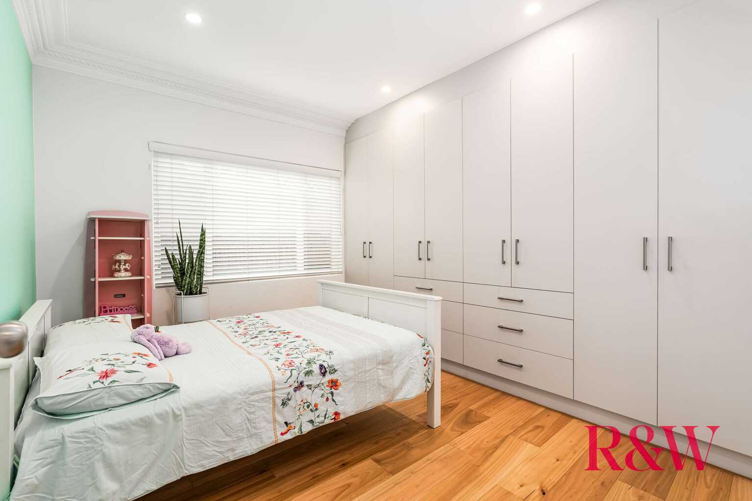 25 MERVILLE STREET Concord West