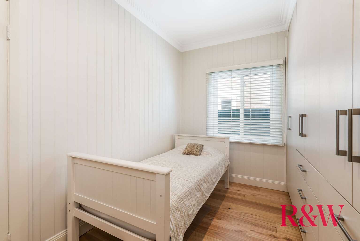 25 MERVILLE STREET Concord West