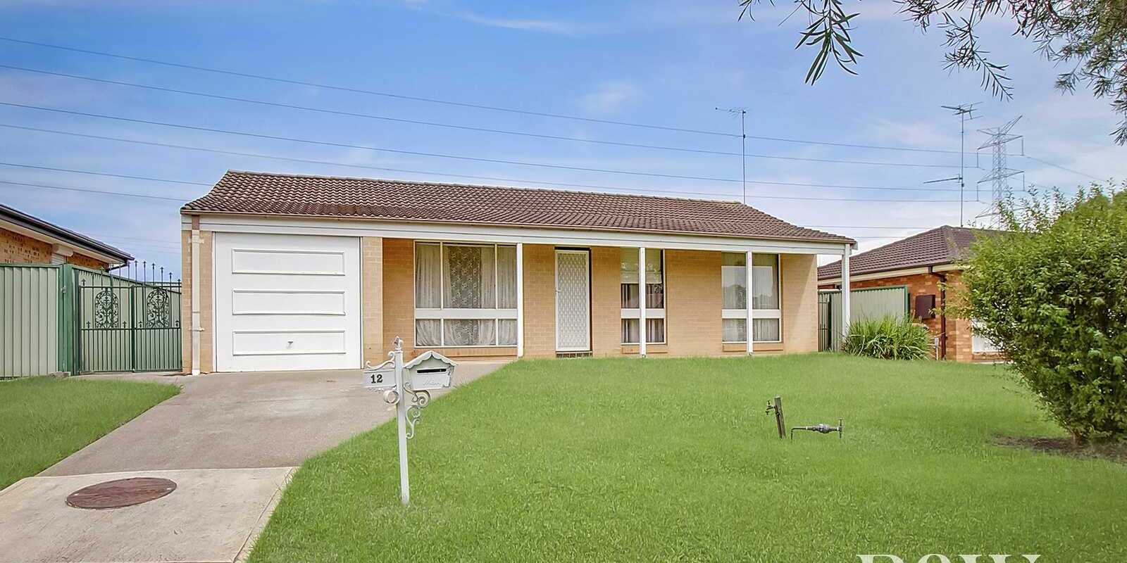 12 Verdi Glen St Clair