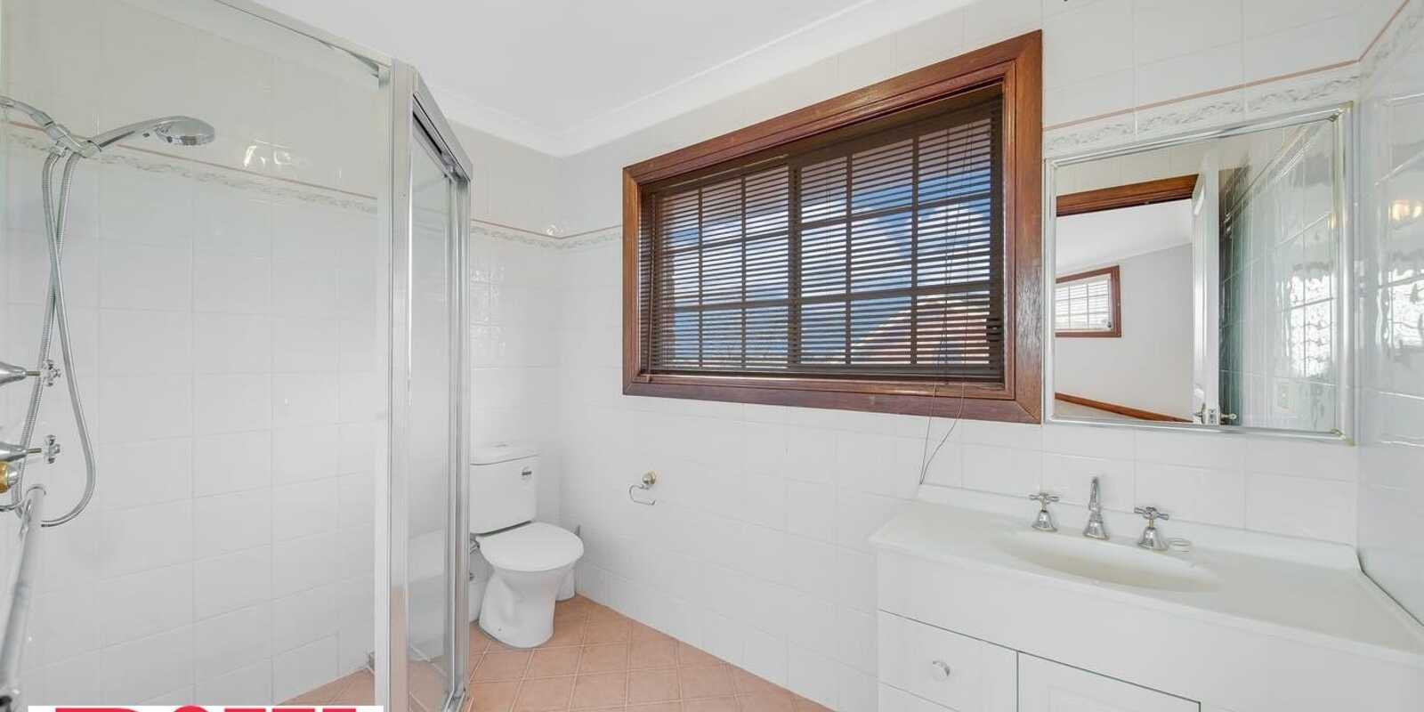 1 Beltana Place Glen Alpine 1 Beltana Place Glen Alpine