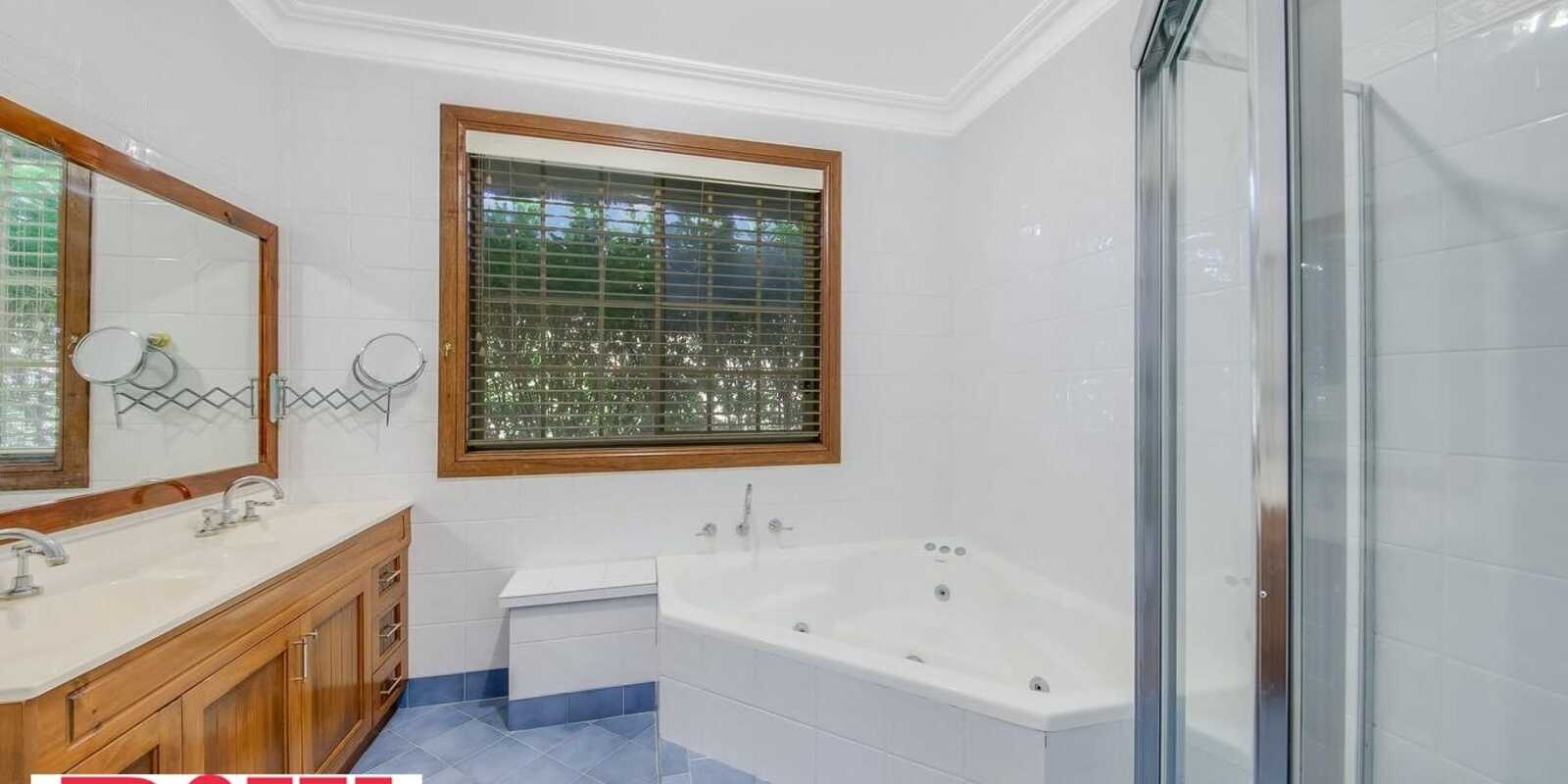 1 Beltana Place Glen Alpine 1 Beltana Place Glen Alpine