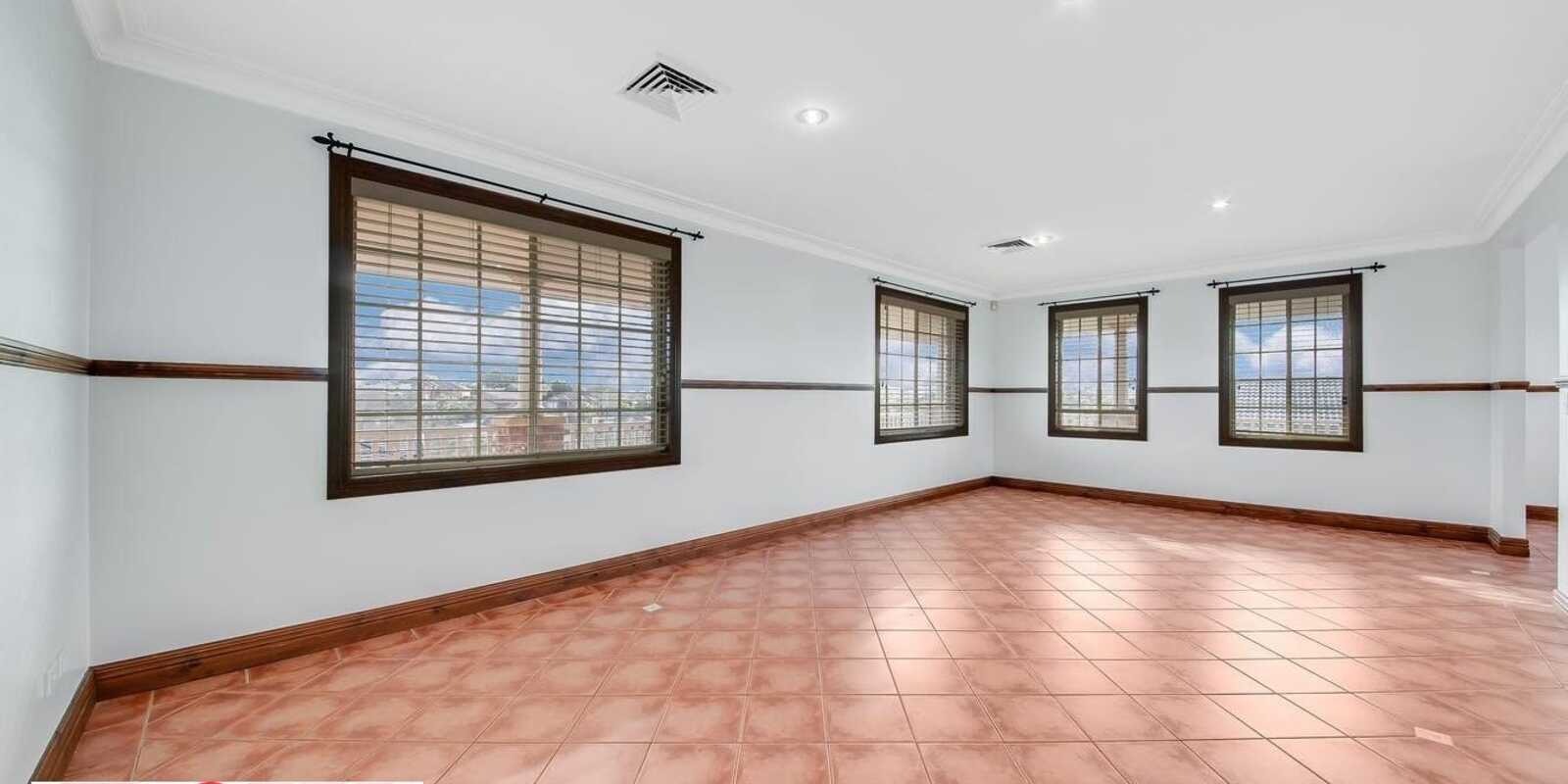 1 Beltana Place Glen Alpine 1 Beltana Place Glen Alpine