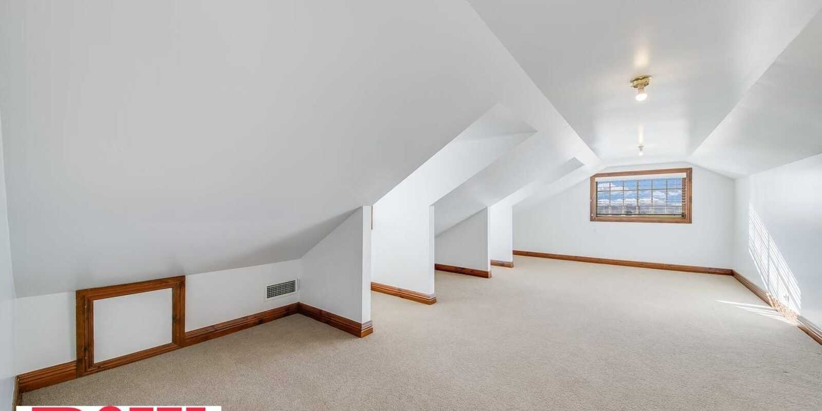 1 Beltana Place Glen Alpine 1 Beltana Place Glen Alpine