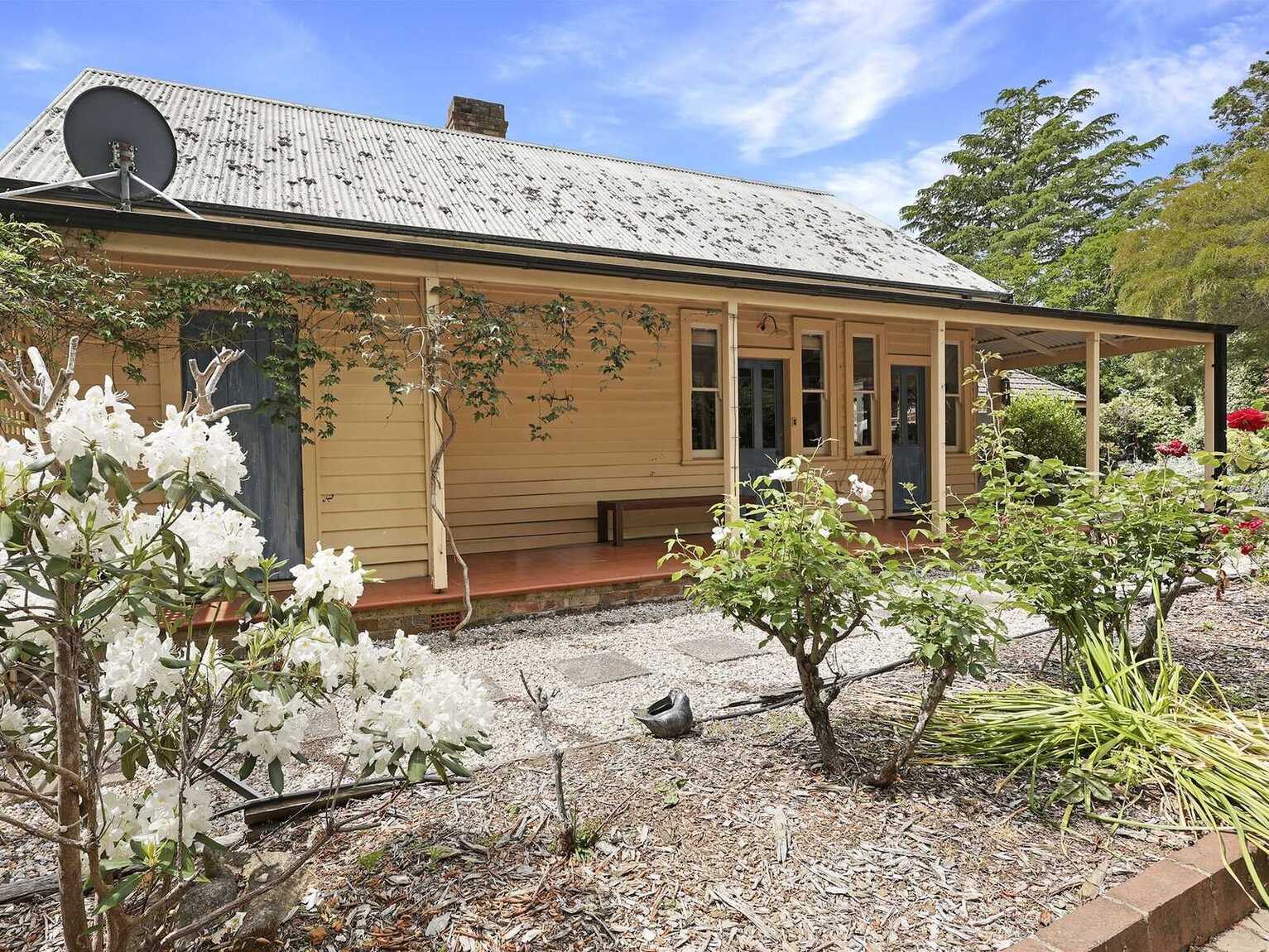 31-33 Robertson Road Moss Vale