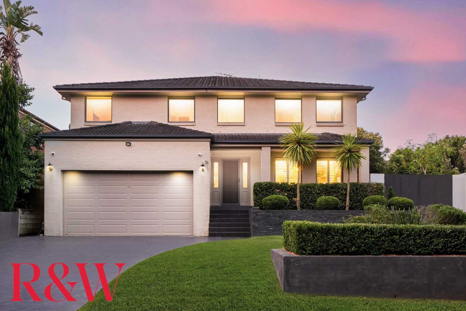 19 Strathwallen Close Macquarie Links