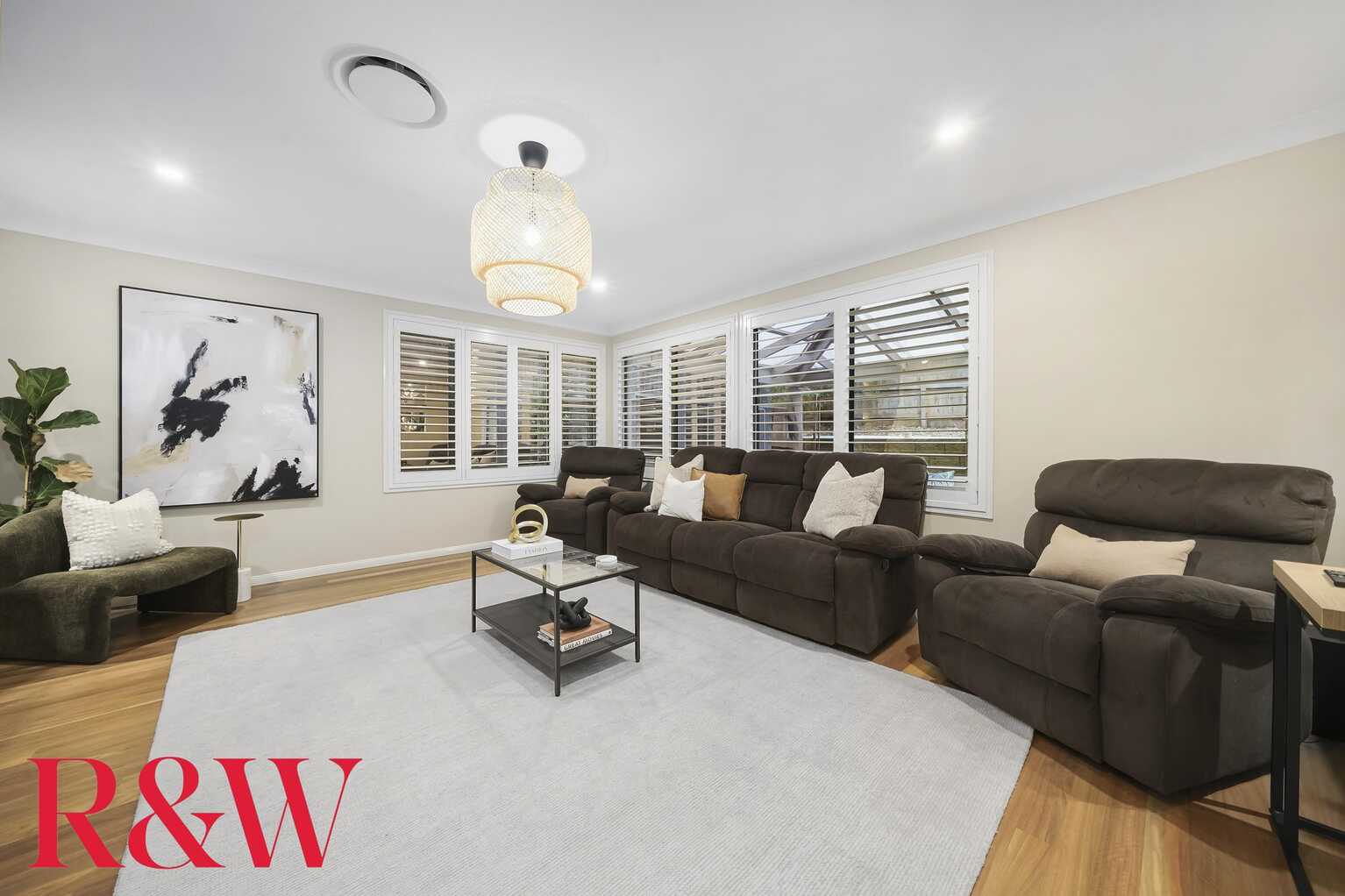 19 Strathwallen Close Macquarie Links