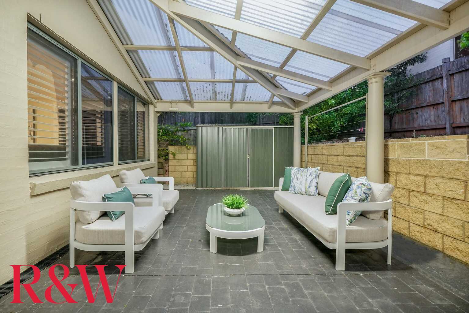 19 Strathwallen Close Macquarie Links