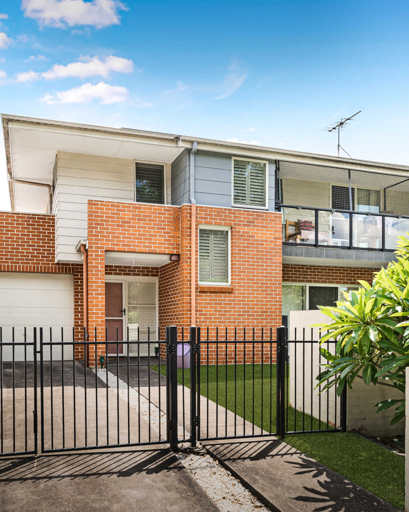 27 Blackwood Street Claremont Meadows, Meadows - Thumbnail 2