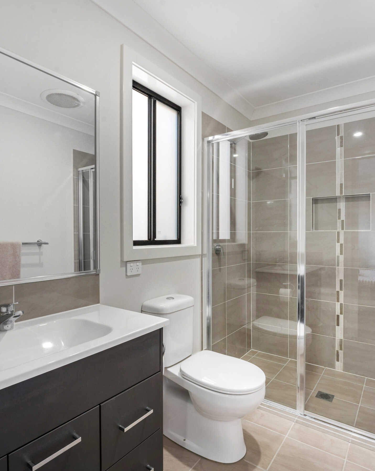 16 Cortina Avenue Austral, Austral - Thumbnail 4