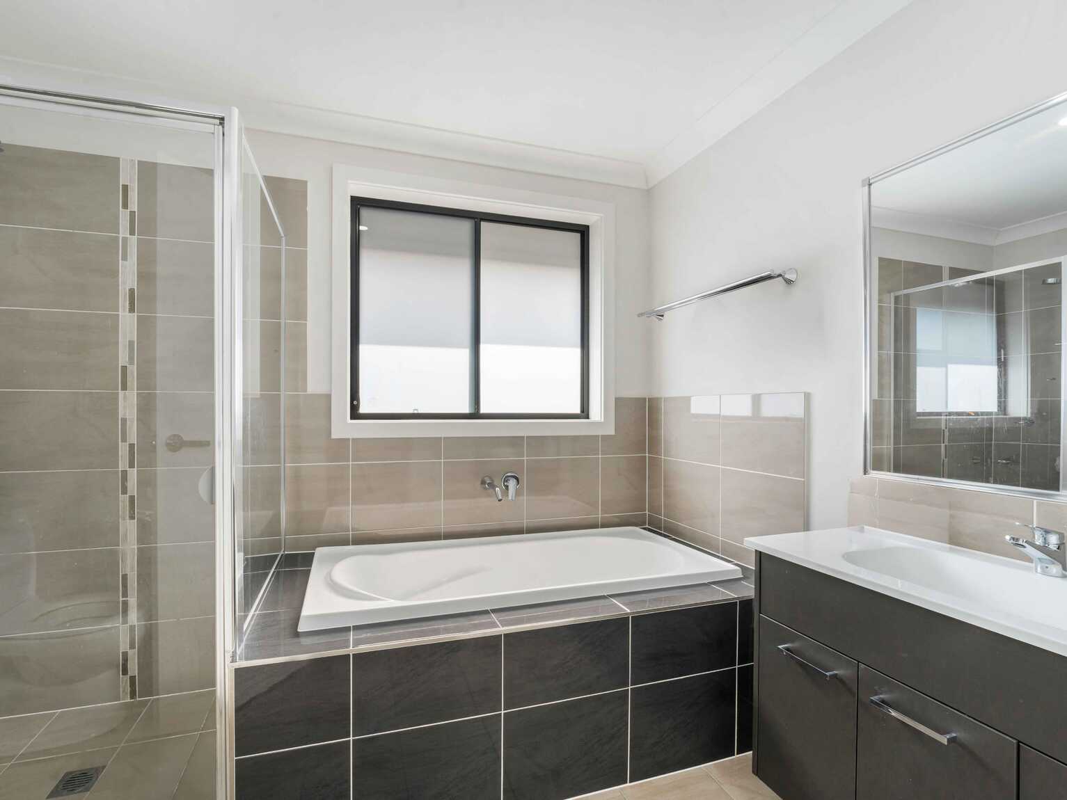 16 Cortina Avenue Austral