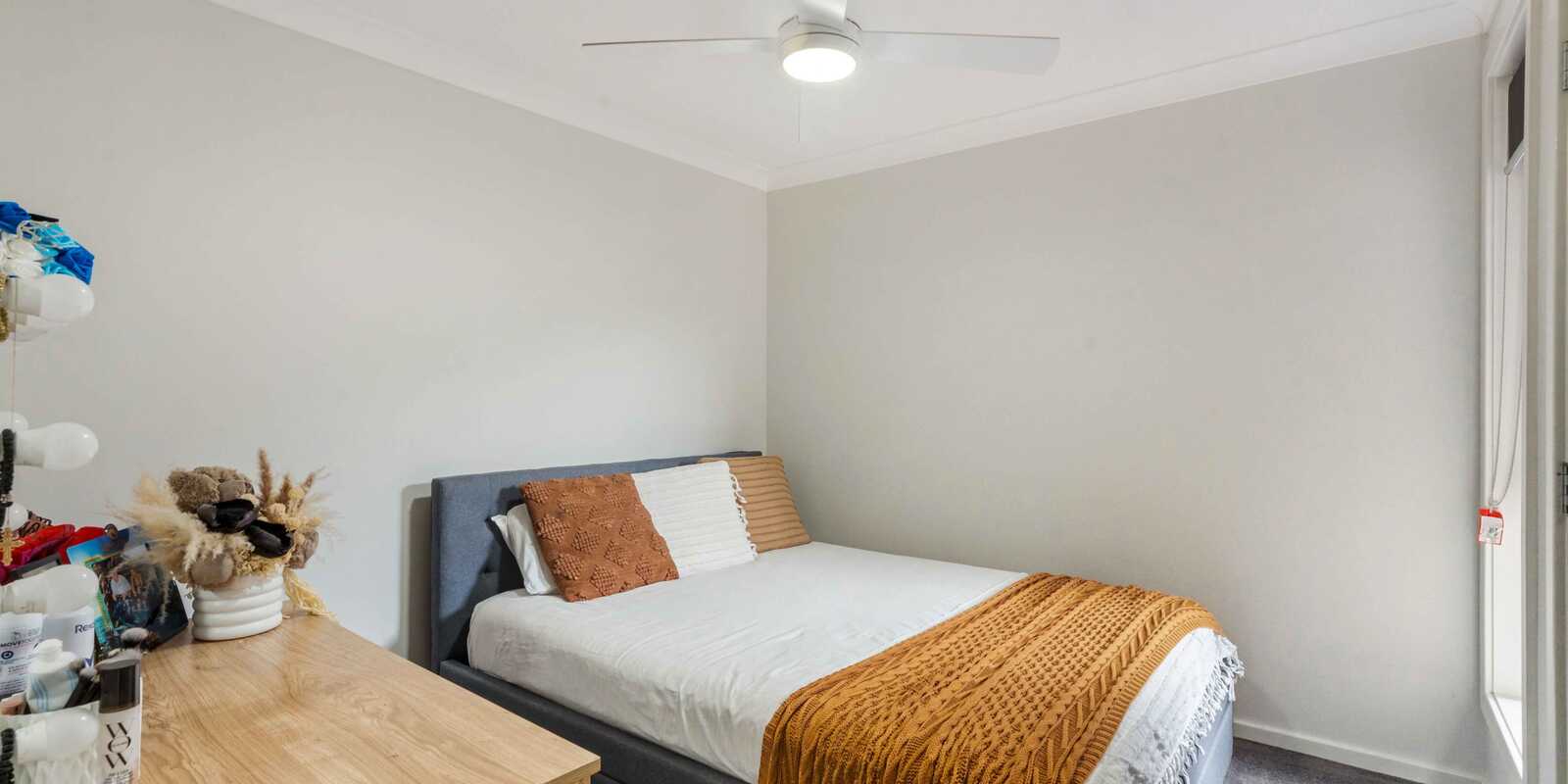 16 Cortina Avenue Austral