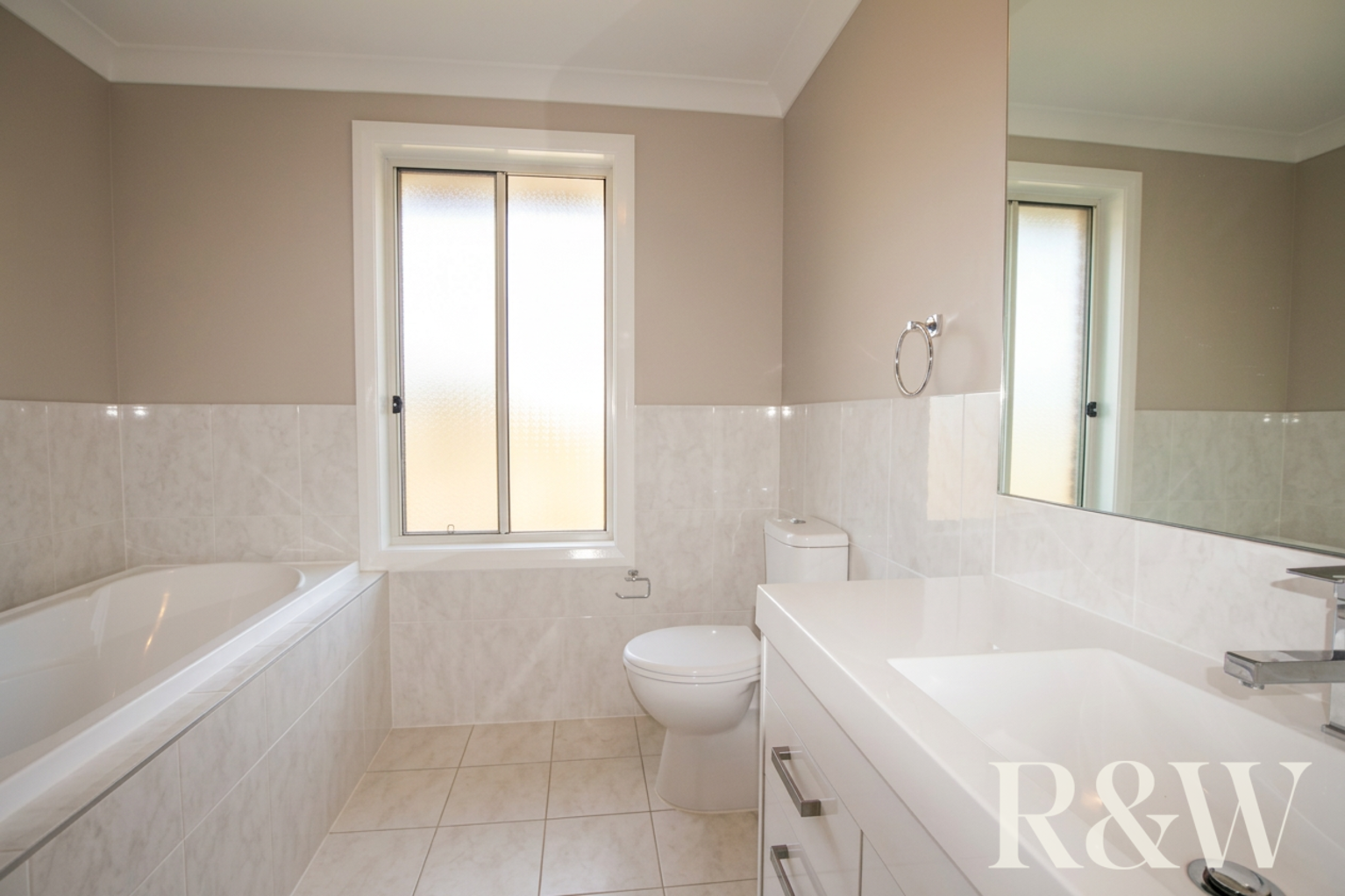 7 Holden Drive Oran Park