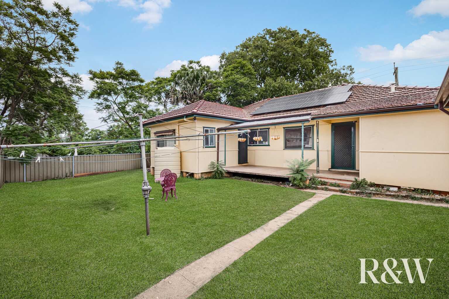 84 & 84A Monfarville Street St Marys