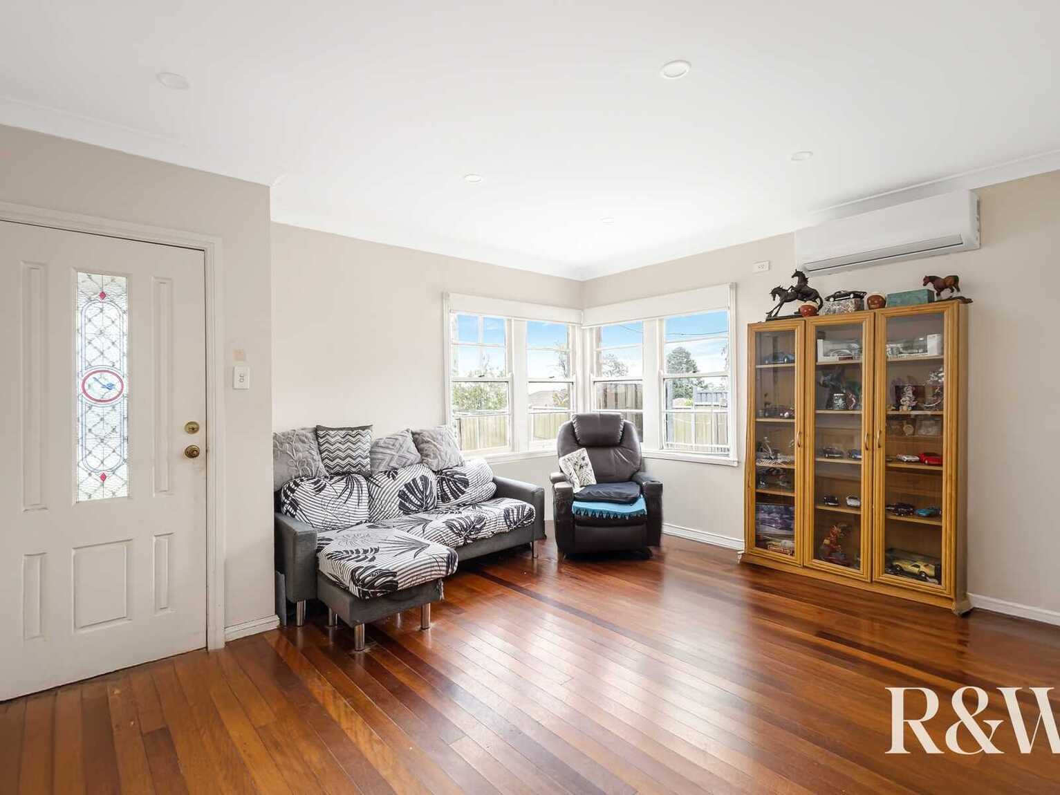 82 Monfarville Street St Marys