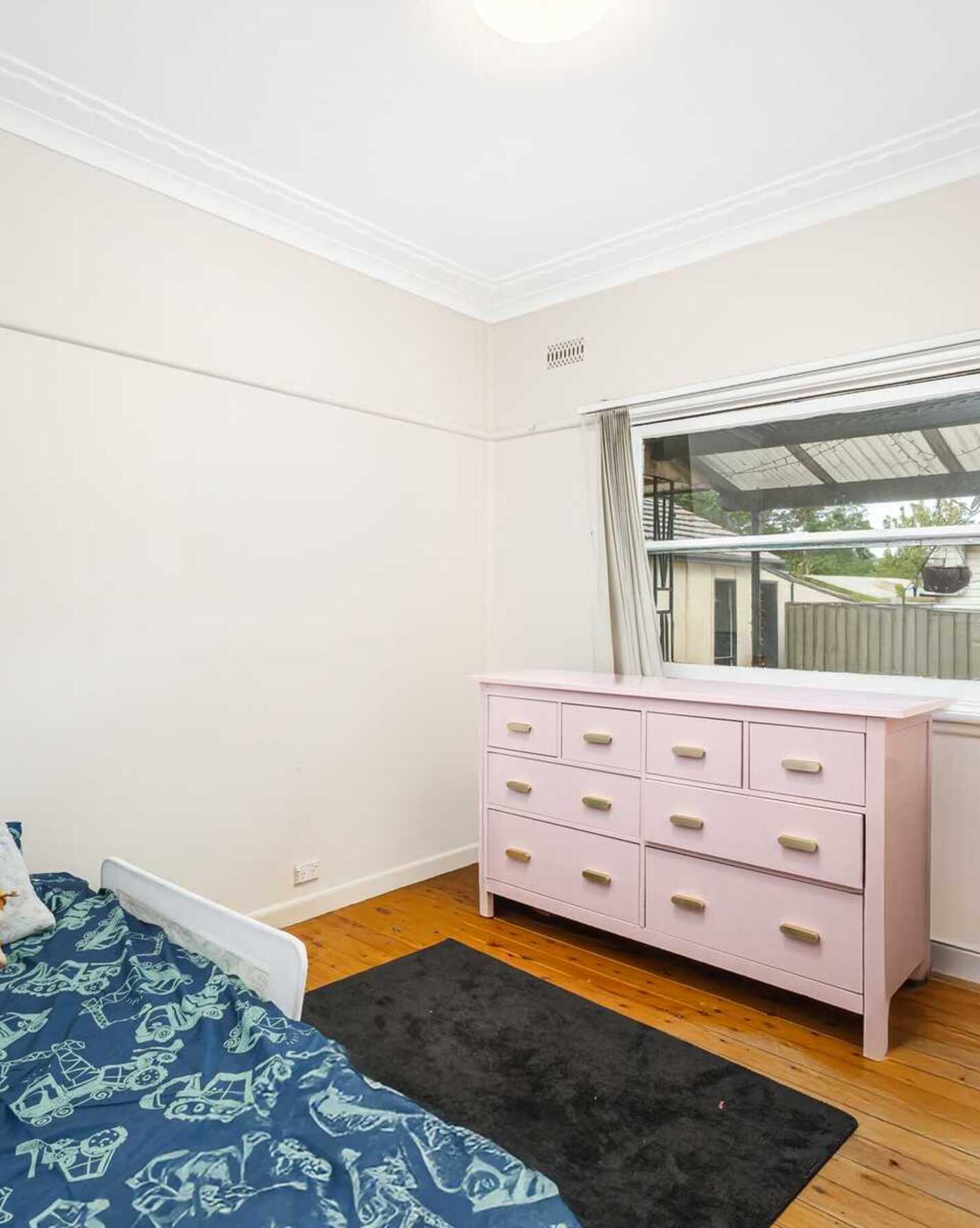 84 & 84A Monfarville Street, Marys - Thumbnail 6