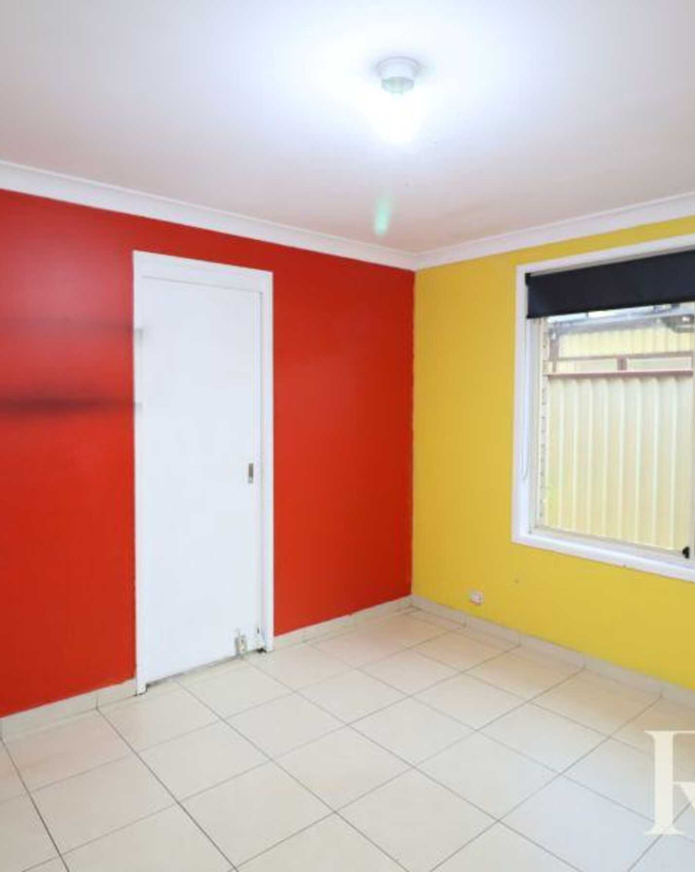 99 Explorers Way St Clair, Clair - Thumbnail 4