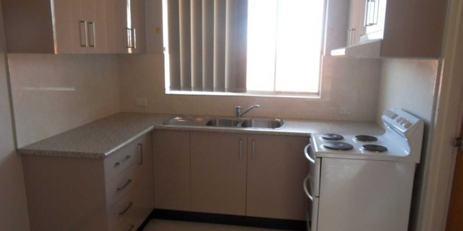 2 / 27 Park Road, Cabramatta