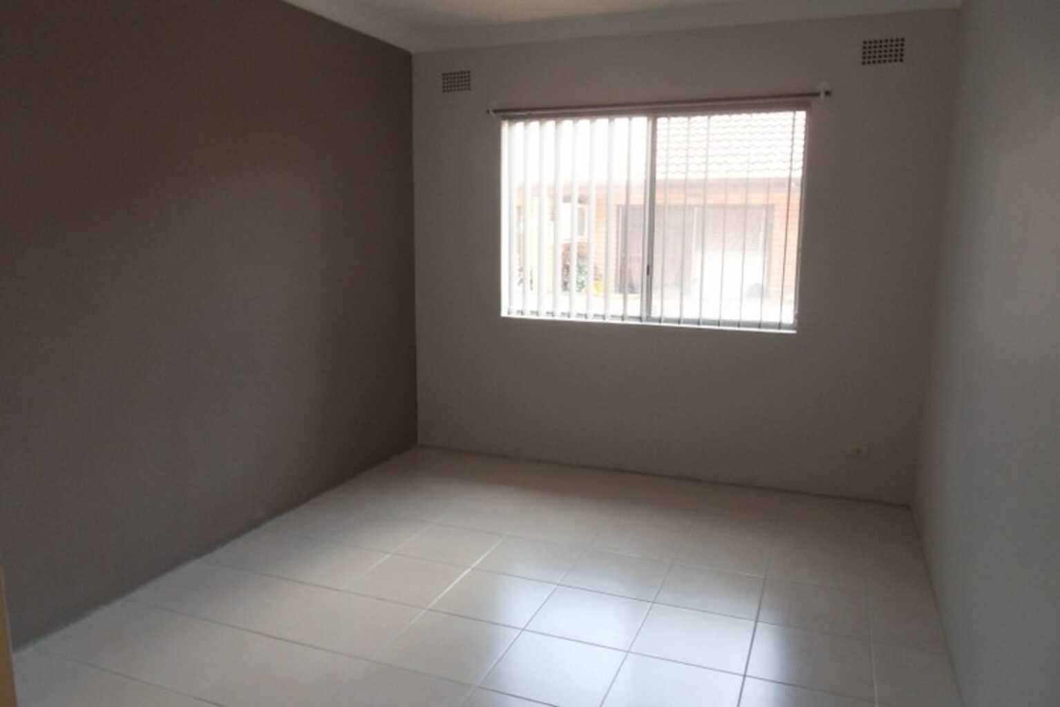 2 / 27 Park Road, Cabramatta