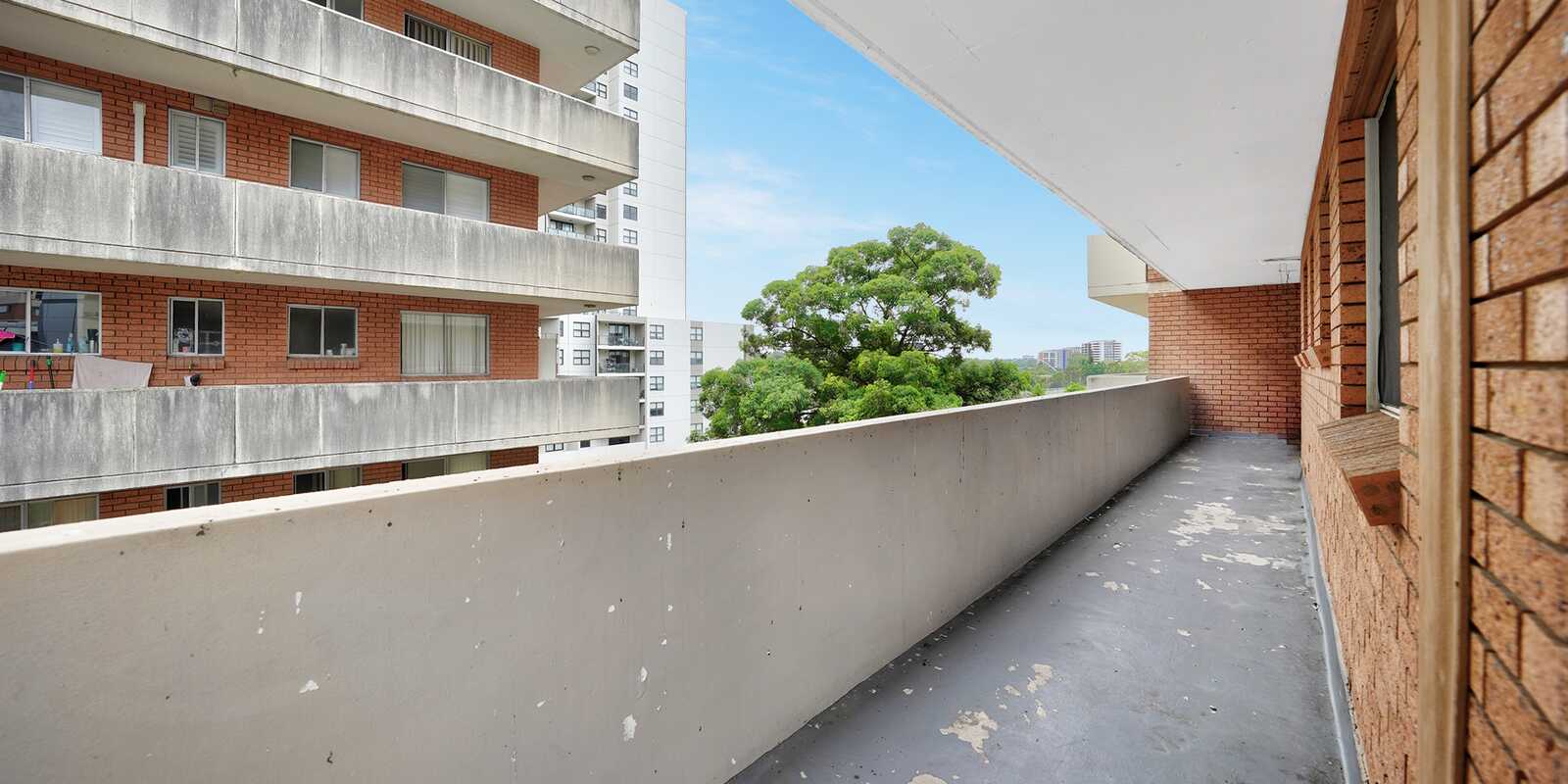 31/128 Macquarie street Parramatta