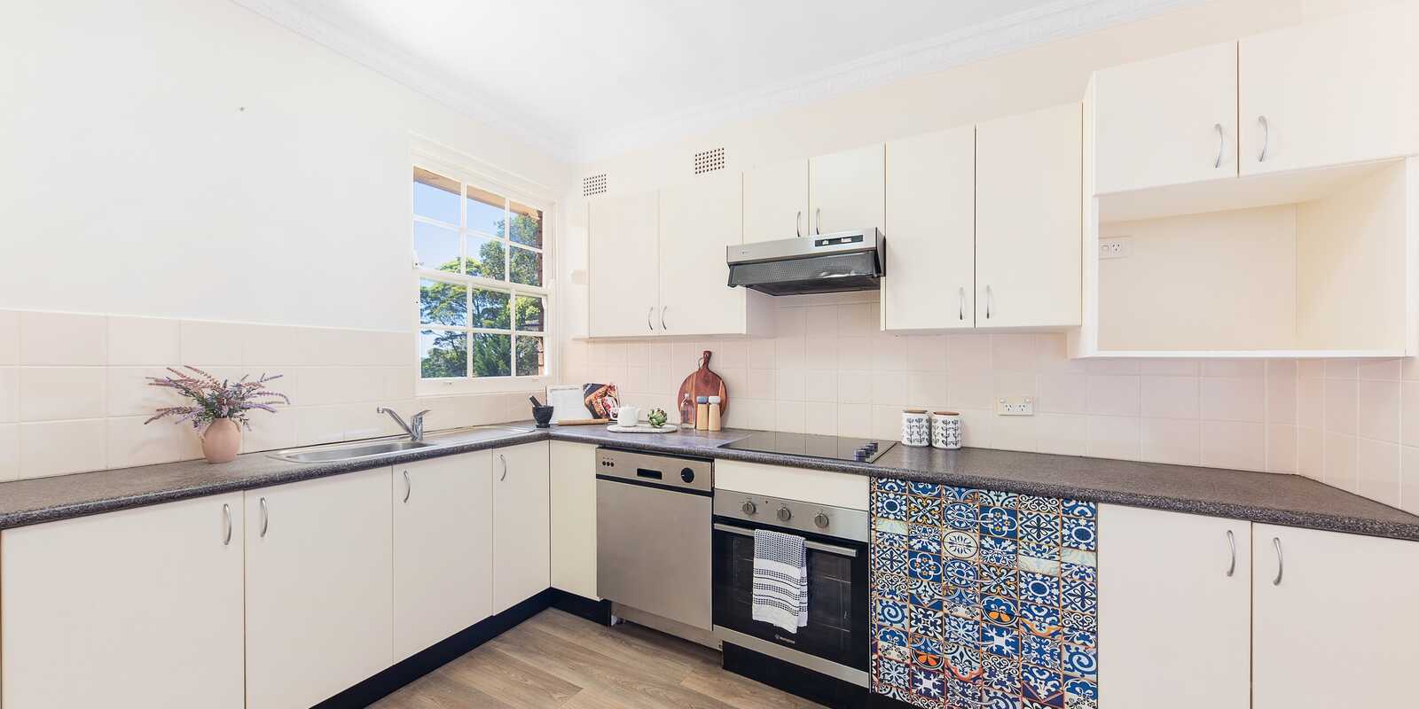 8/267-271 Sailors Bay Road Northbridge