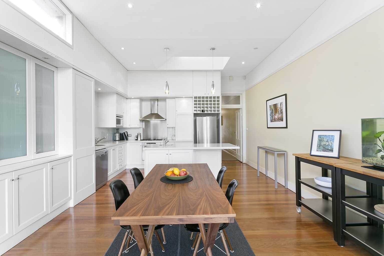 28 Whaling Road North Sydney