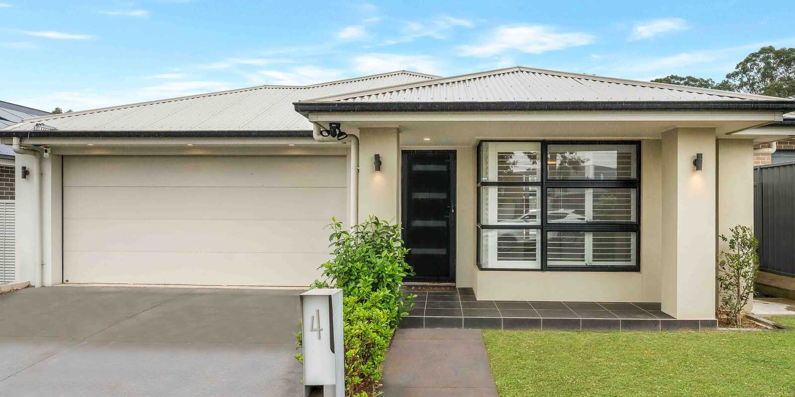 4 Lance Street Jordan Springs