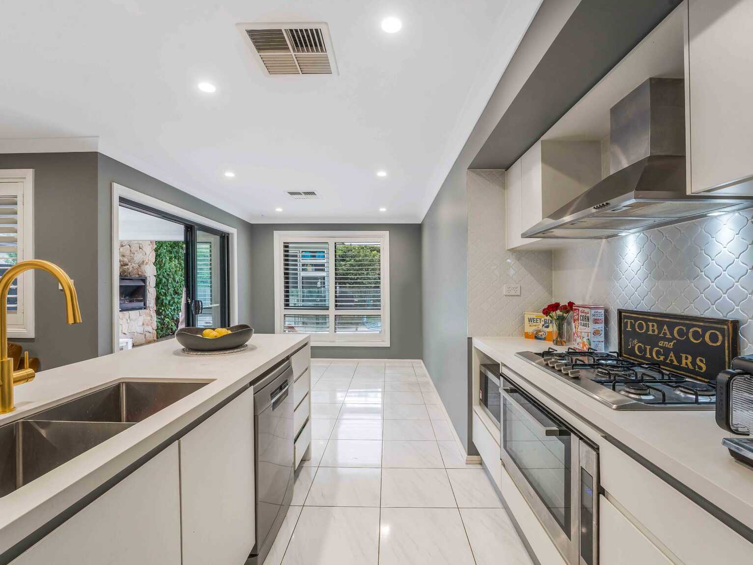 4 Lance Street Jordan Springs