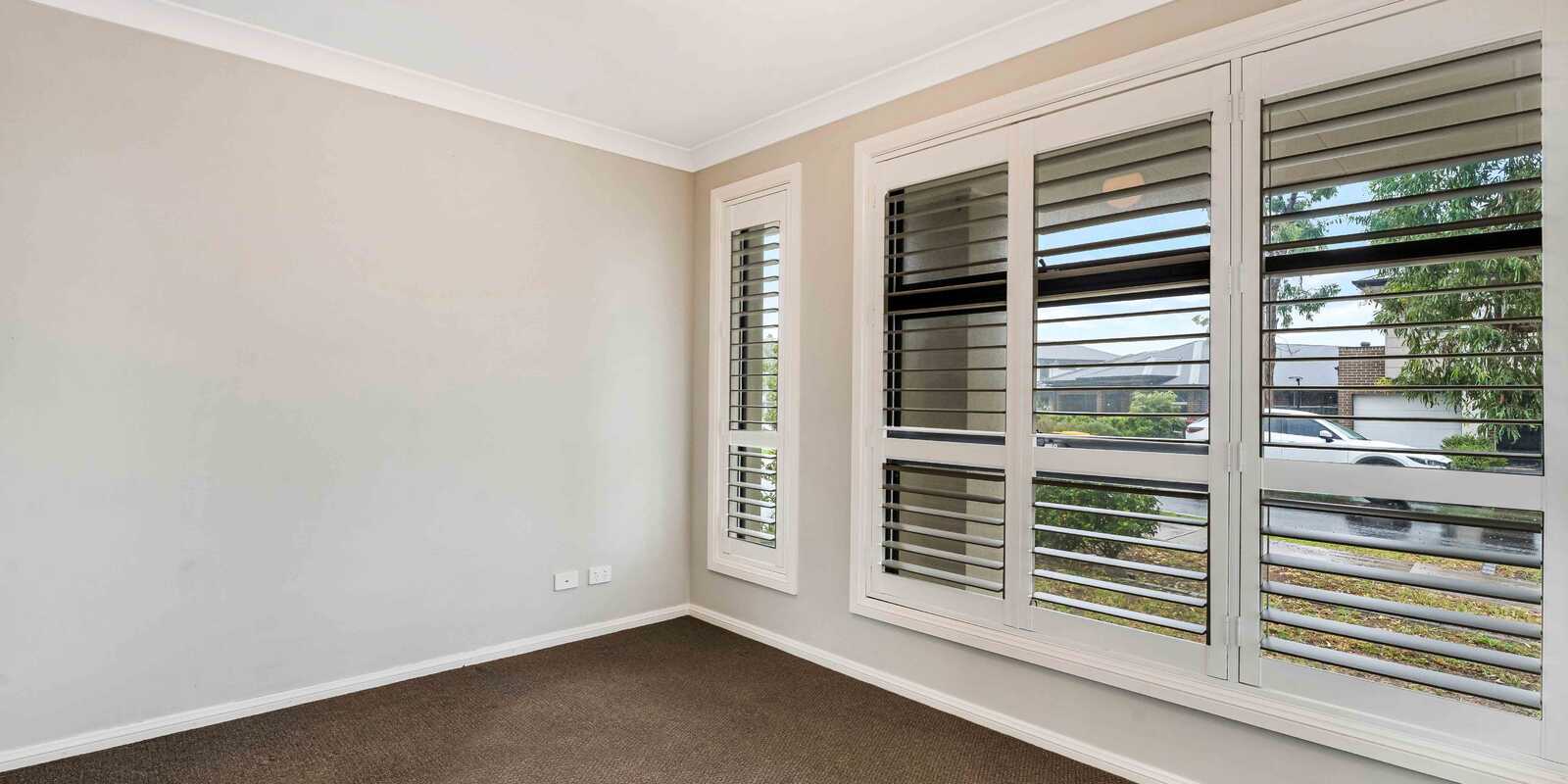 4 Lance Street Jordan Springs