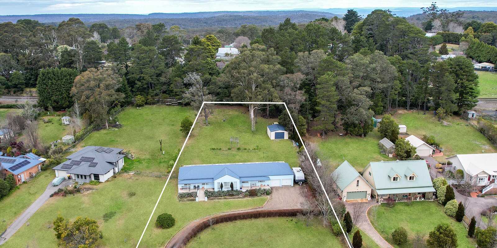 15 Bromhall Road Bundanoon