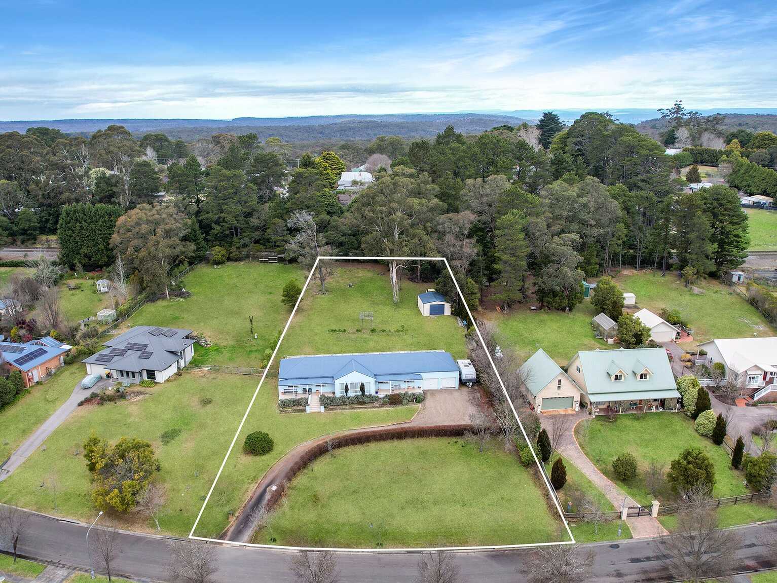 15 Bromhall Road Bundanoon