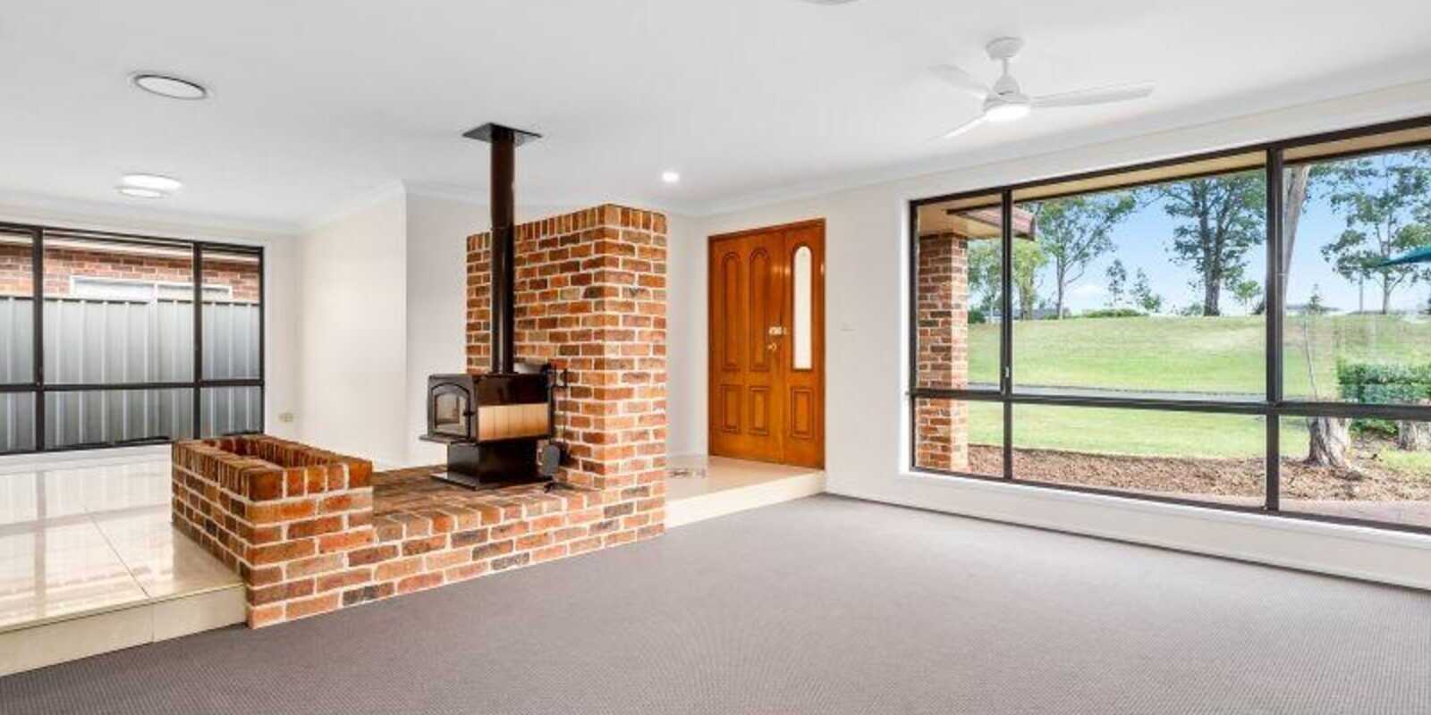 24 Fantail Crescent Erskine Park