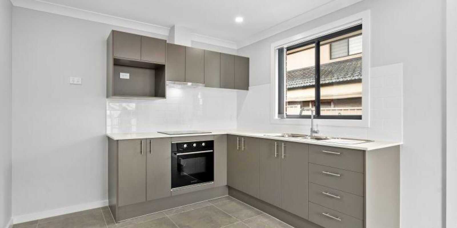 10A Chatres Street St Clair