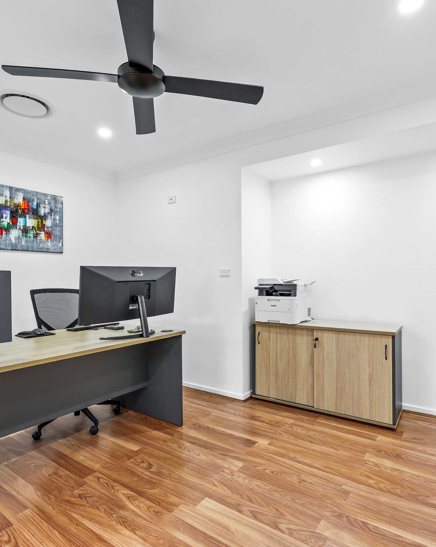 50 DOWNES CRESCENT, Currans Hill - Thumbnail 3