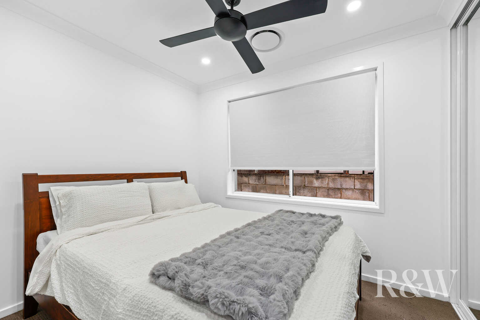 50 DOWNES CRESCENT Currans Hill 50 DOWNES CRESCENT Currans Hill