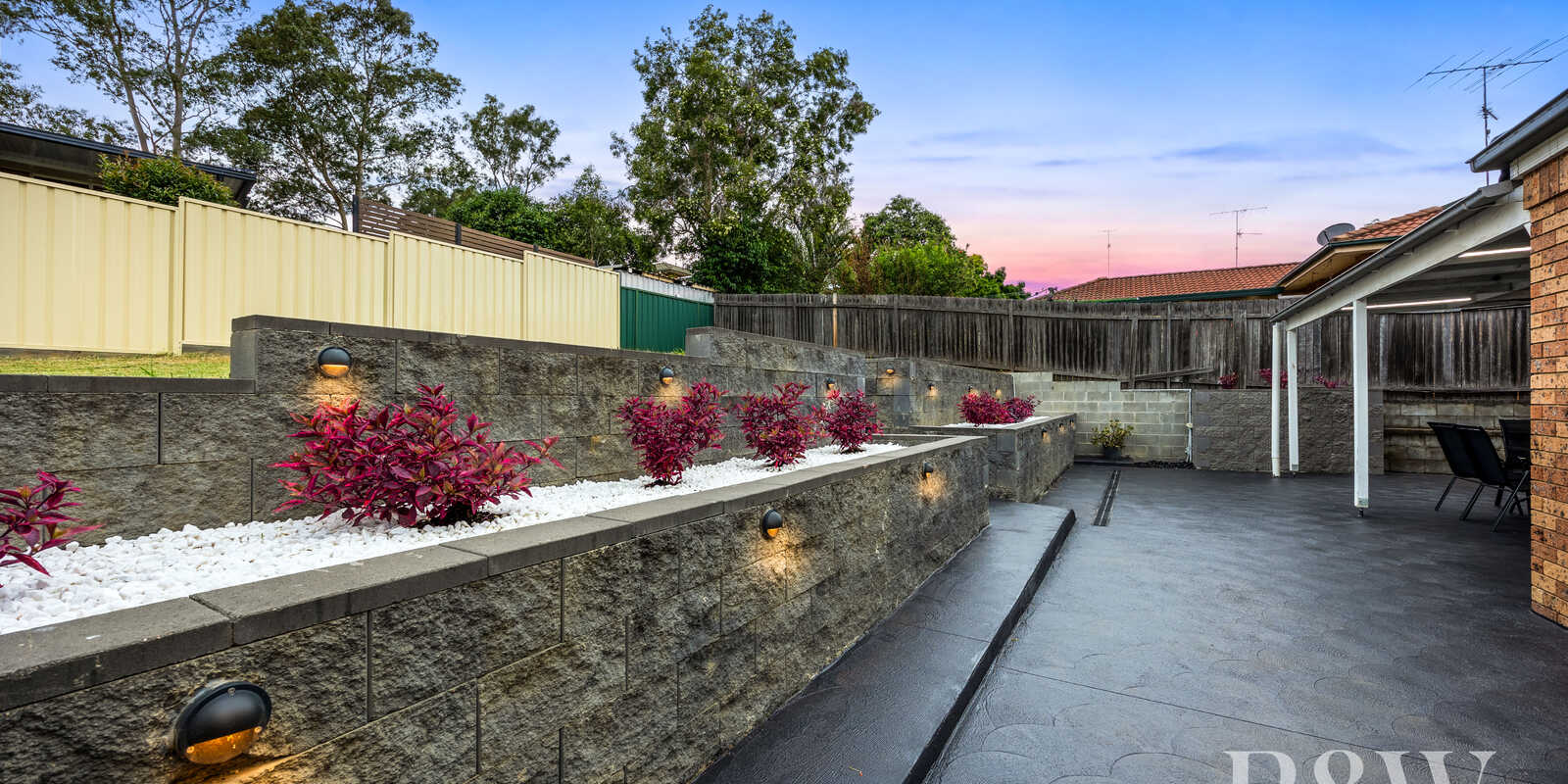 50 DOWNES CRESCENT Currans Hill 50 DOWNES CRESCENT Currans Hill