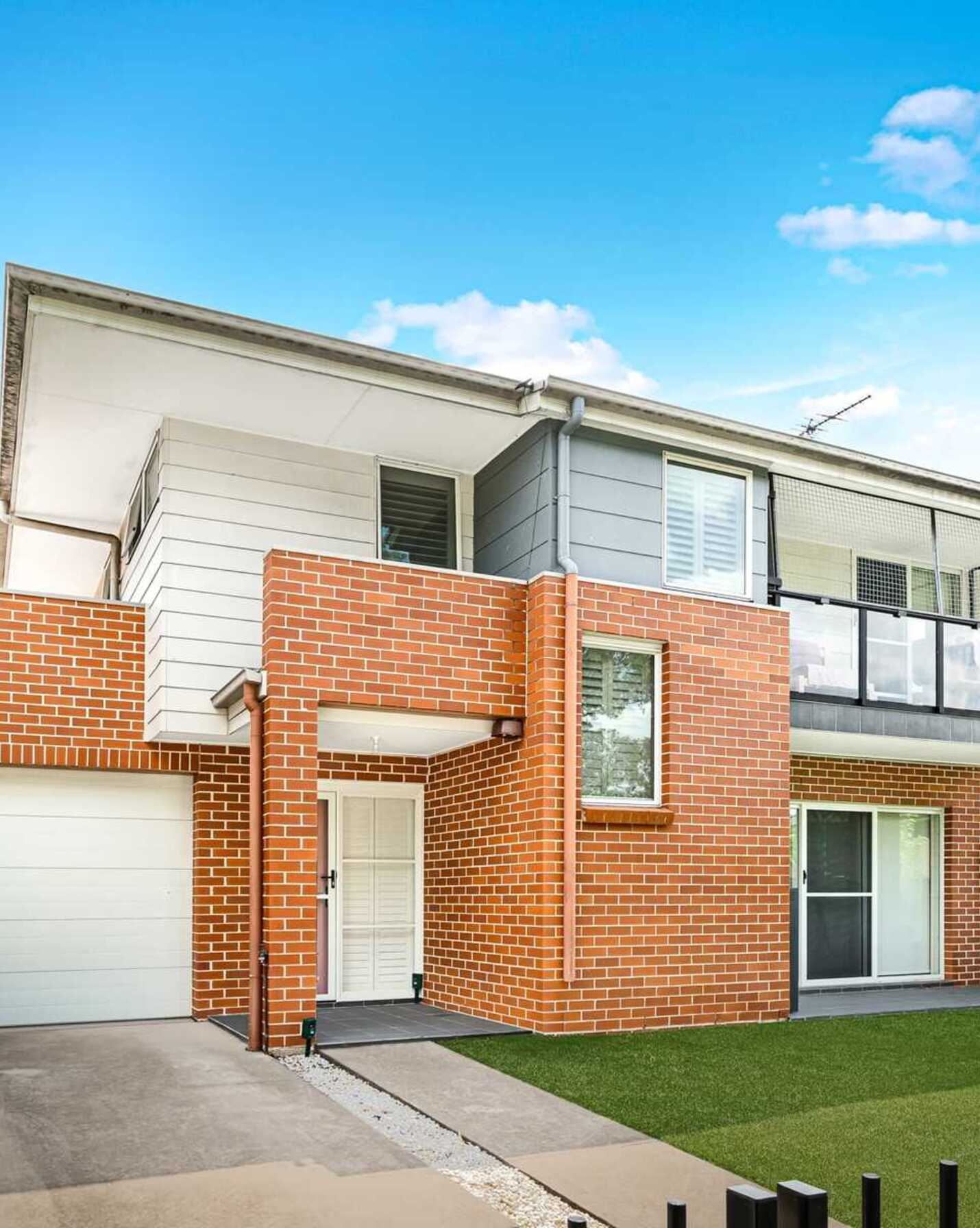 27 Blackwood Street, Claremont Meadows - Image 1