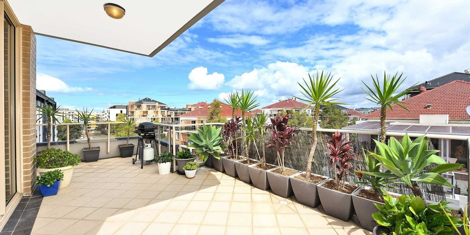 161/90 Bonar Street Wolli Creek