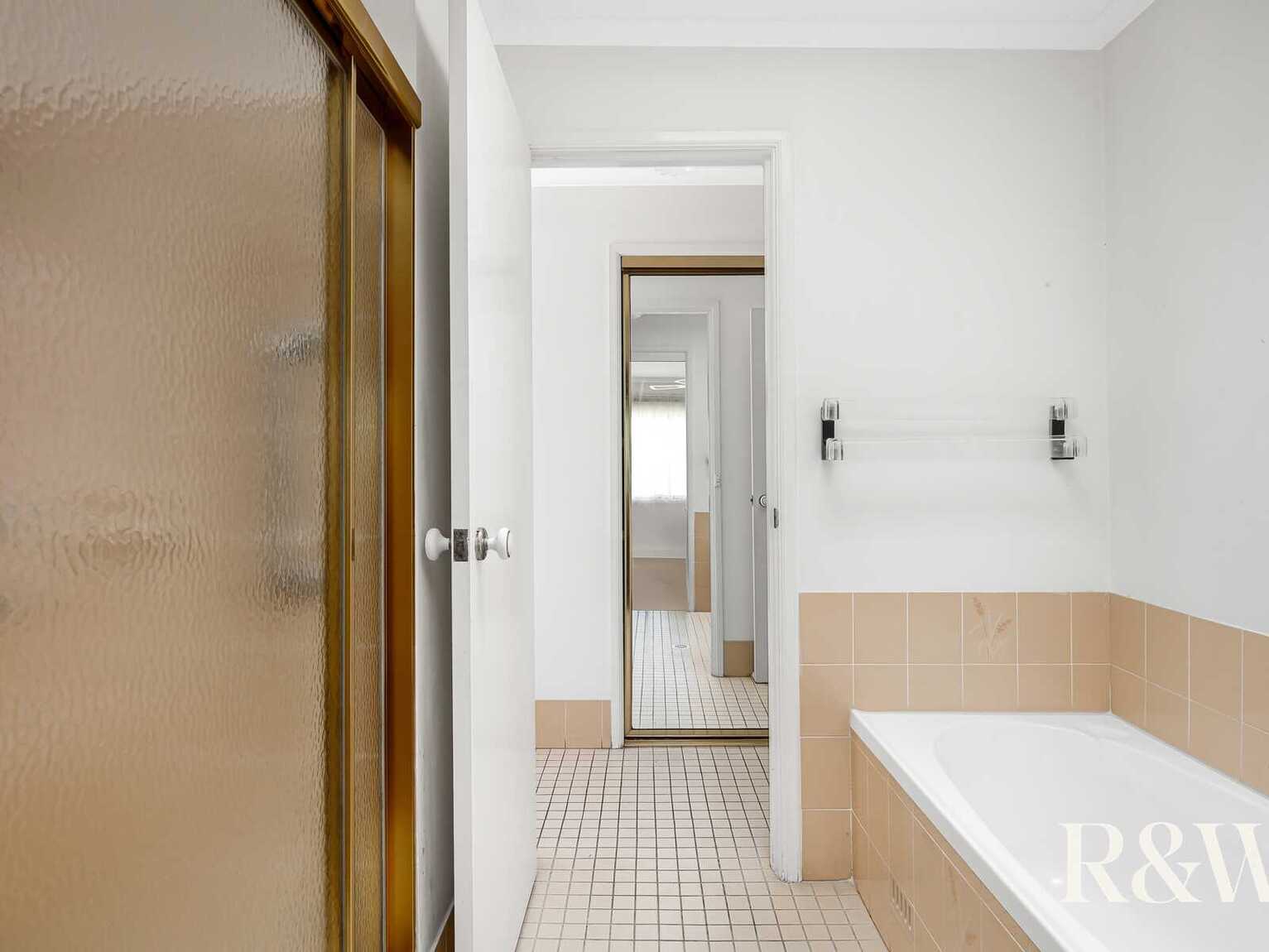 17 Polonia Avenue Plumpton 17 Polonia Avenue Plumpton