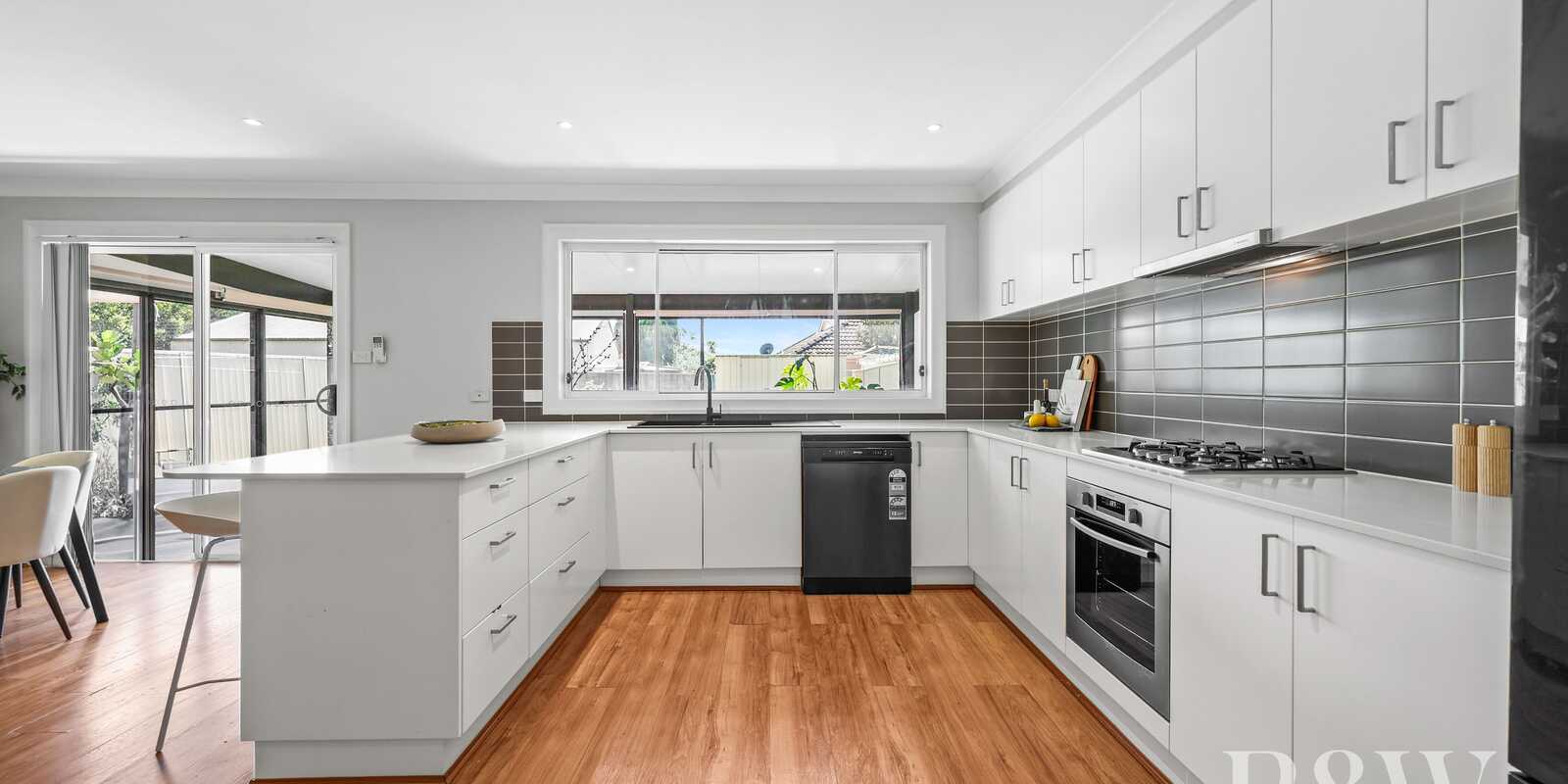 4B VAUCLUSE PLACE Glen Alpine