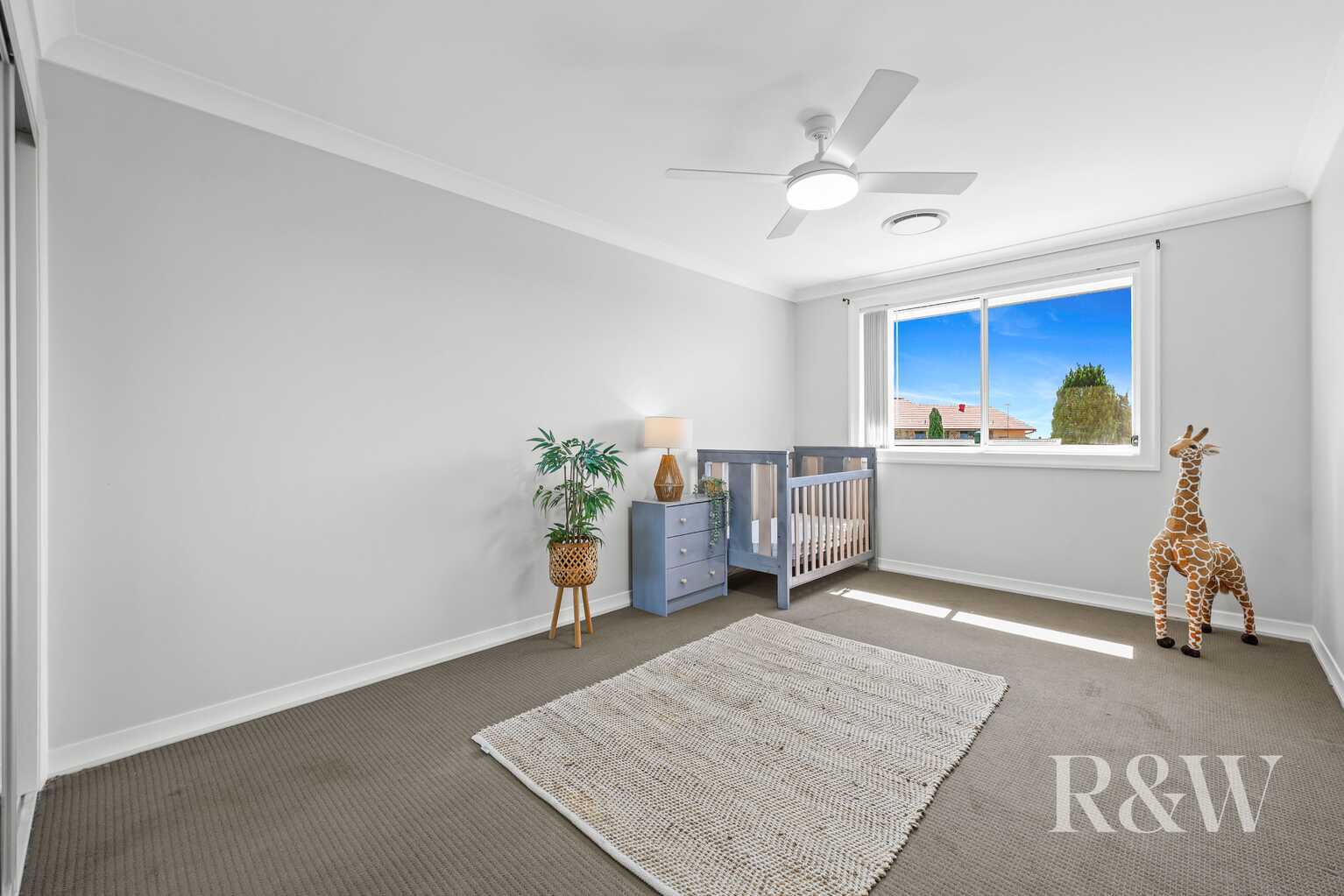 4B VAUCLUSE PLACE Glen Alpine