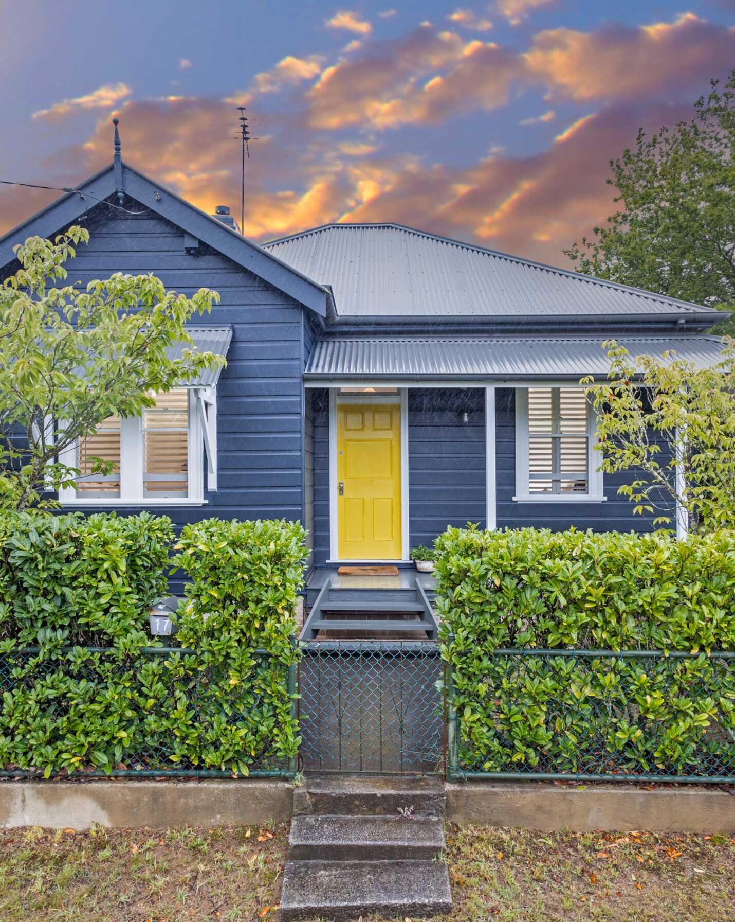 17 Waragil Street Blackheath, Blackheath - Image 1