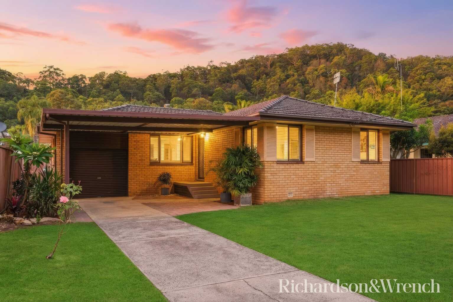 42 Bluefish Crescent Tascott 42 Bluefish Crescent Tascott